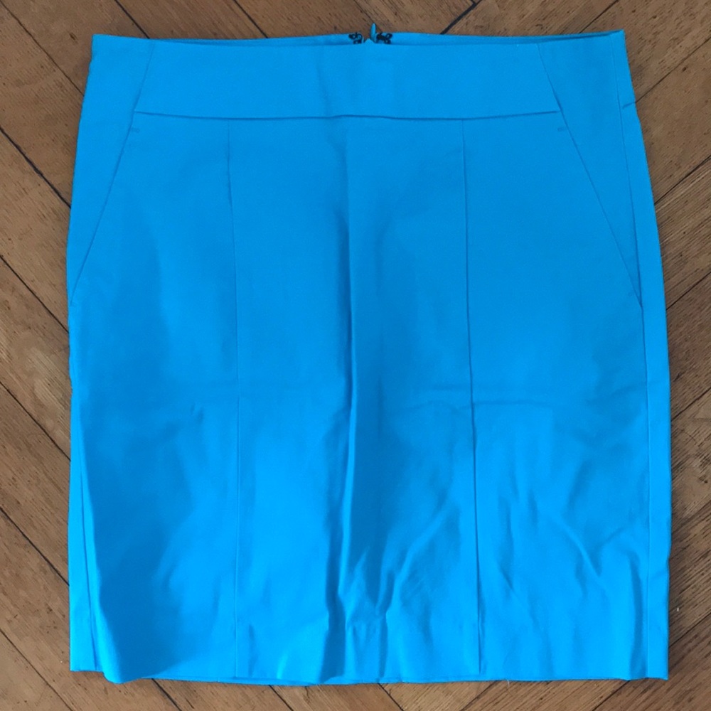 Beautiful, bright blue Ann Taylor Madison skirt!